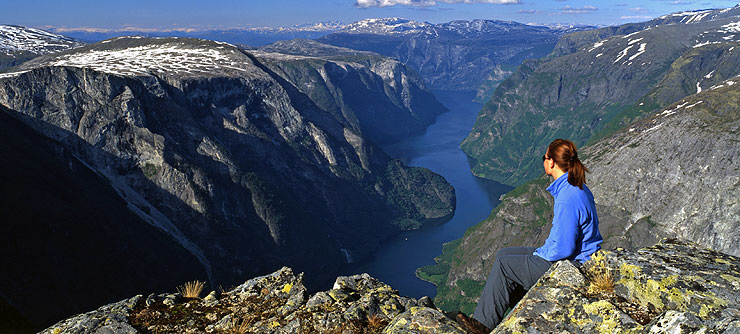 Sognefjorden_w_740x334.JPG